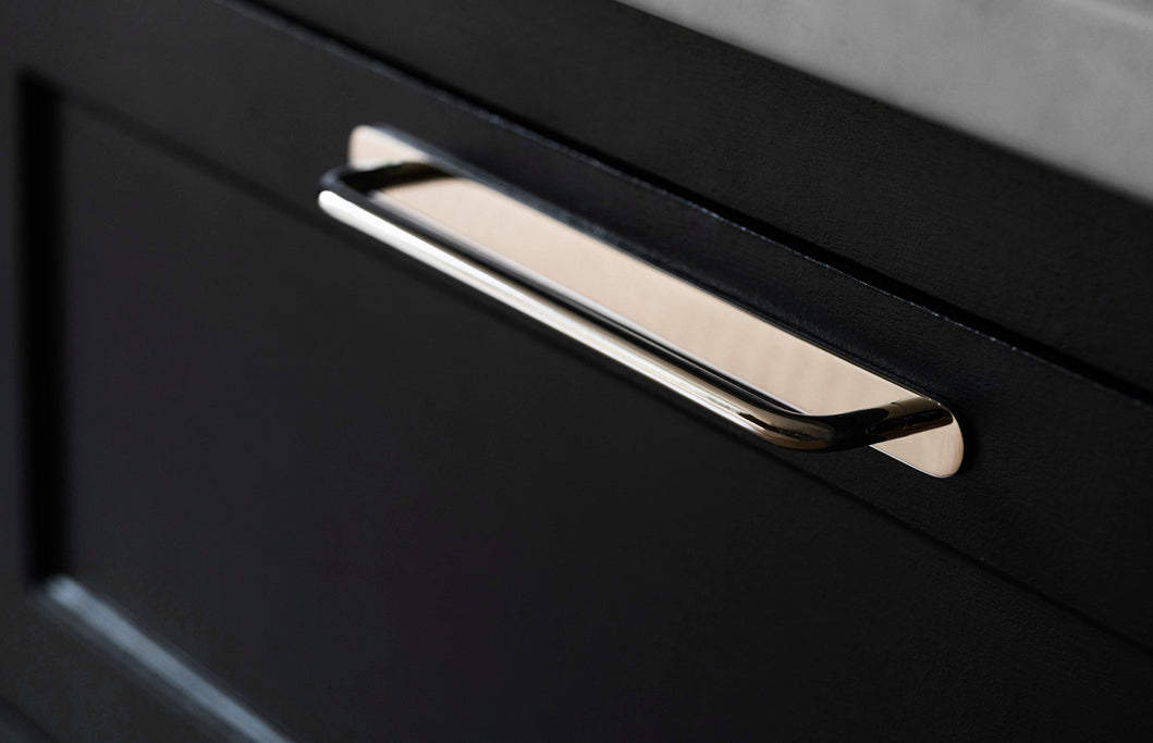 How to install our pull handles