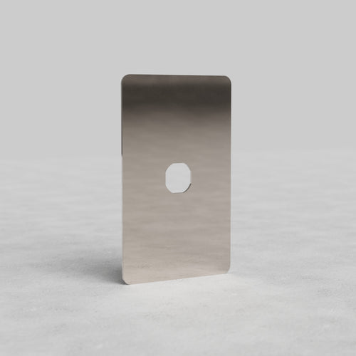 1G Switch Plate Kew US in polished nickel, rectangular with a central hexagonal switch aperture.